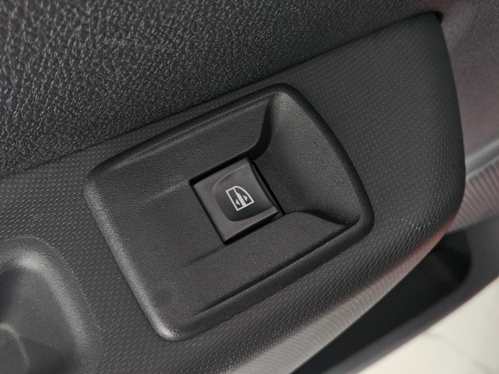 Renault Sandero Step 16r 2015 miniatura 16