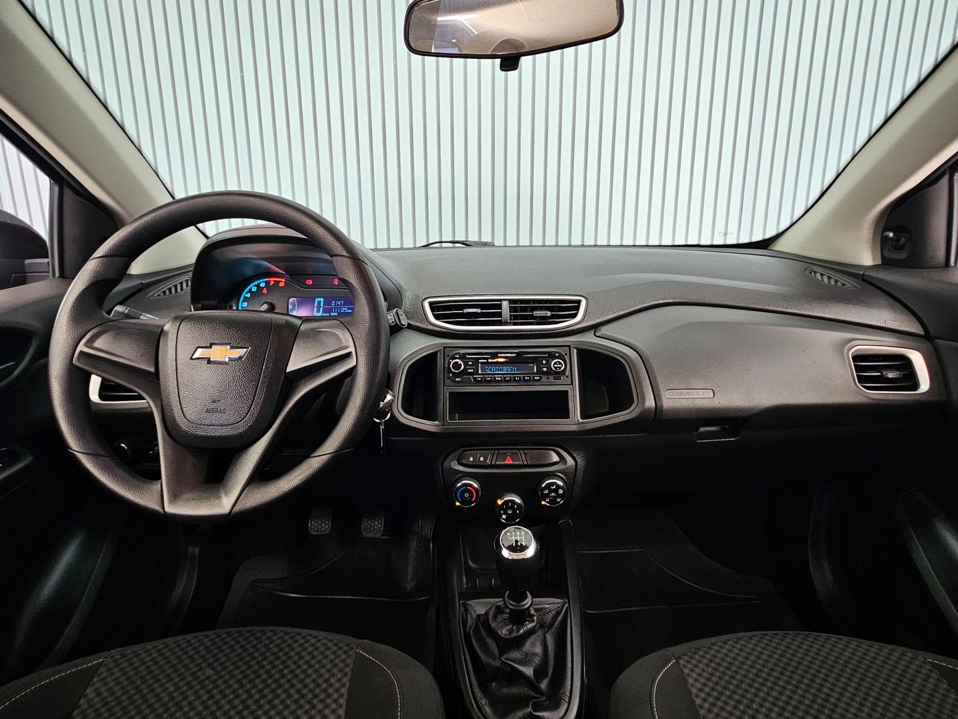 Chevrolet Onix 1.0 Mt Lt 2017 miniatura 27