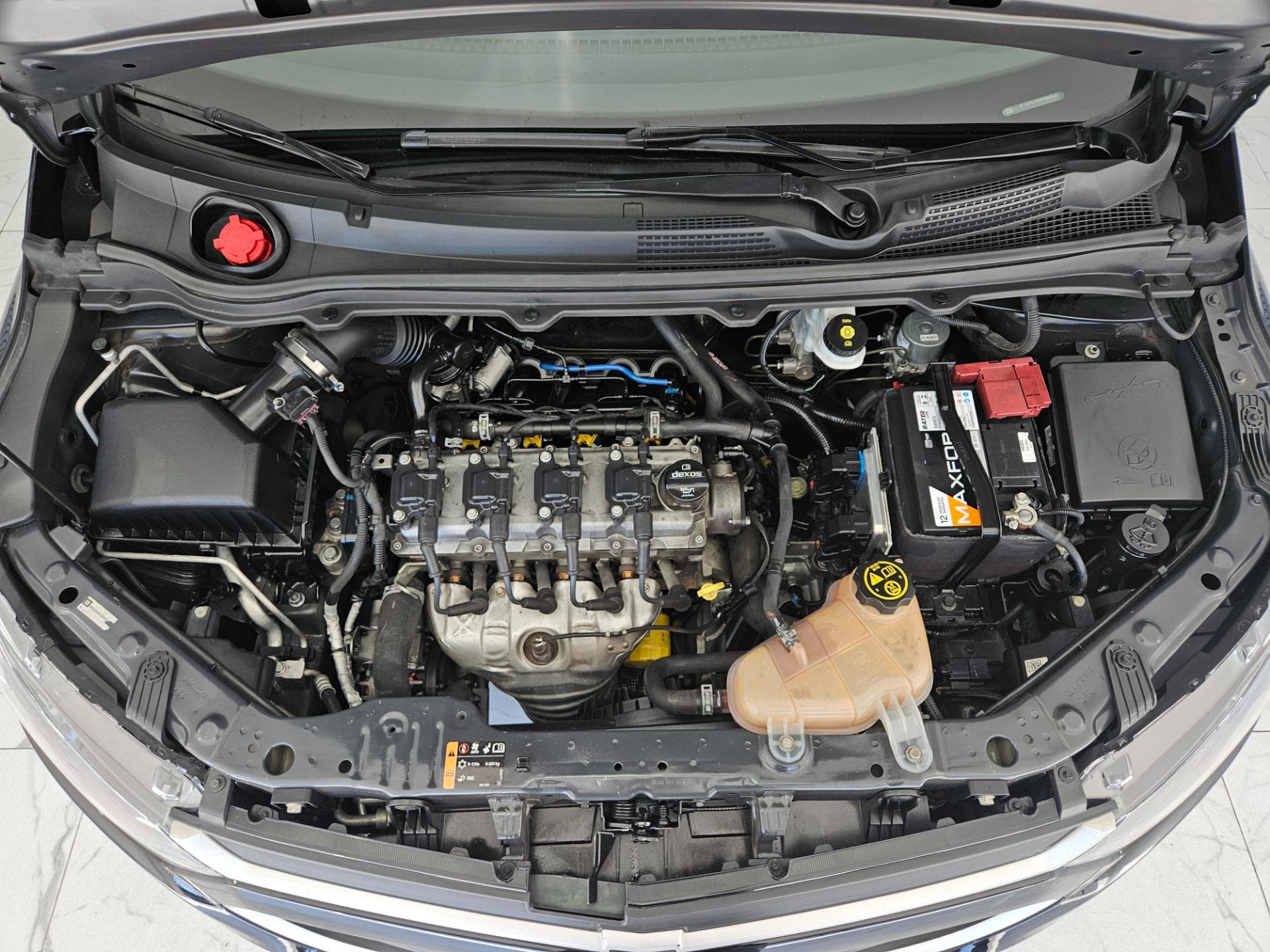 Chevrolet Onix 1.0 Mt Lt 2017 miniatura 24