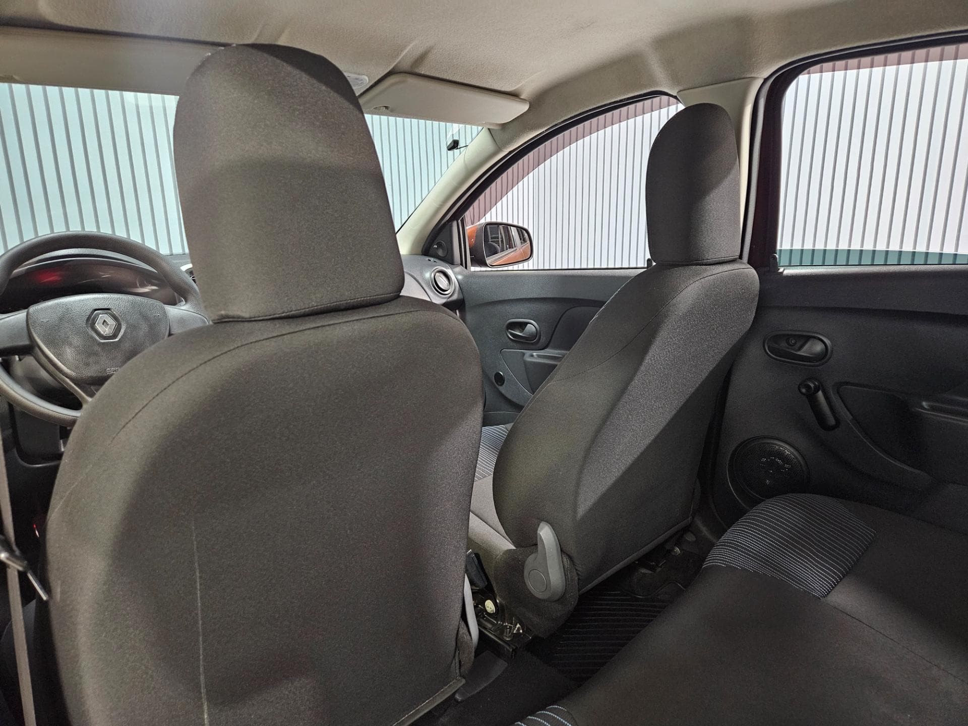 Renault Logan Auth 10 2014 miniatura 19