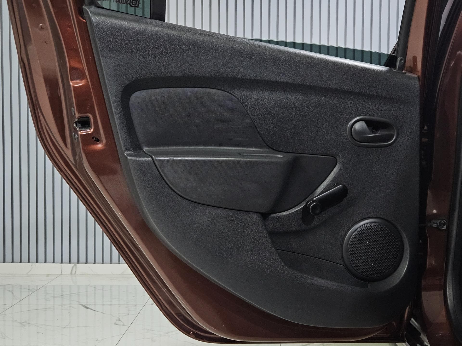Renault Logan Auth 10 2014 miniatura 16