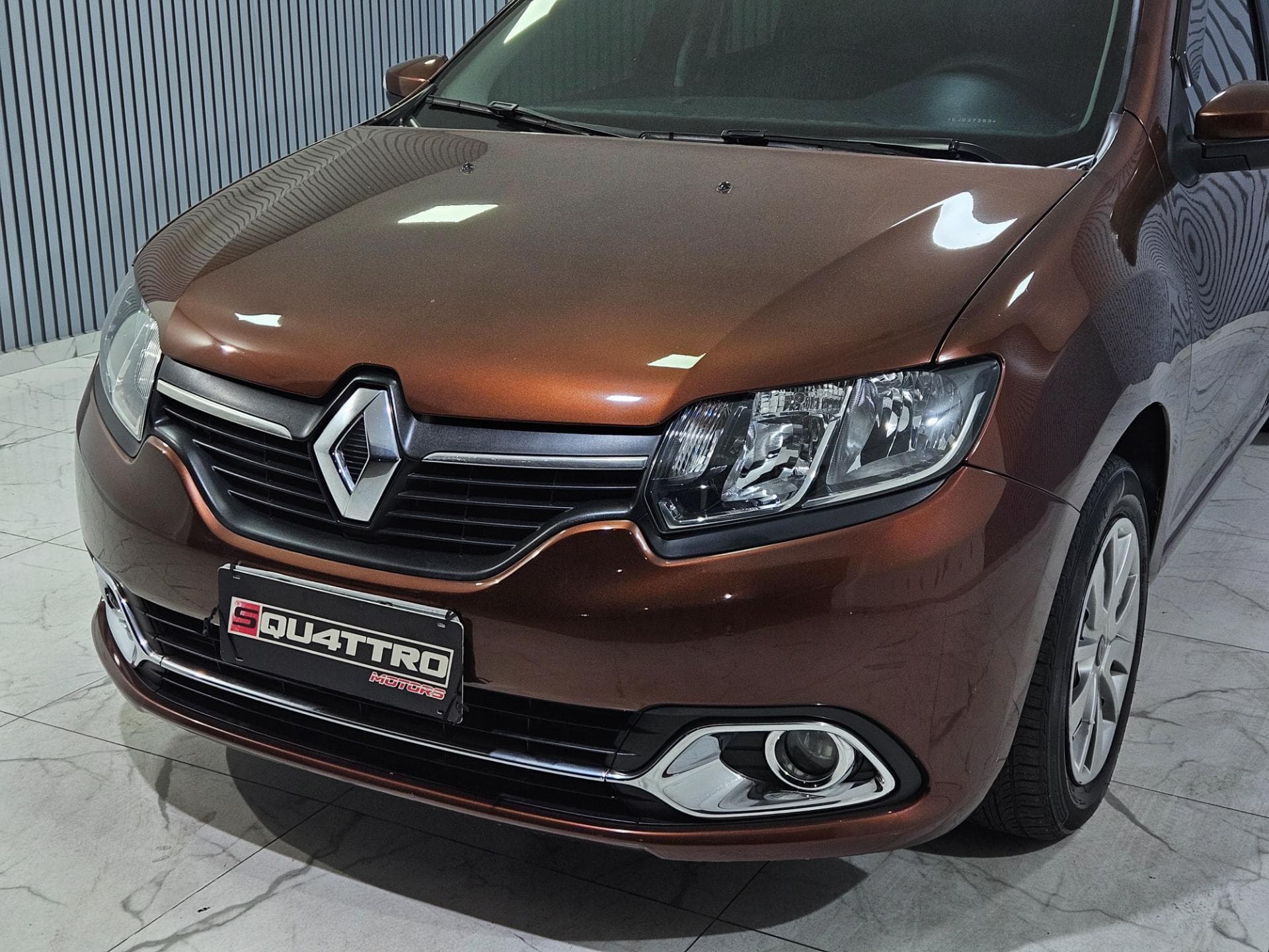 Renault Logan Auth 10 2014 miniatura 24