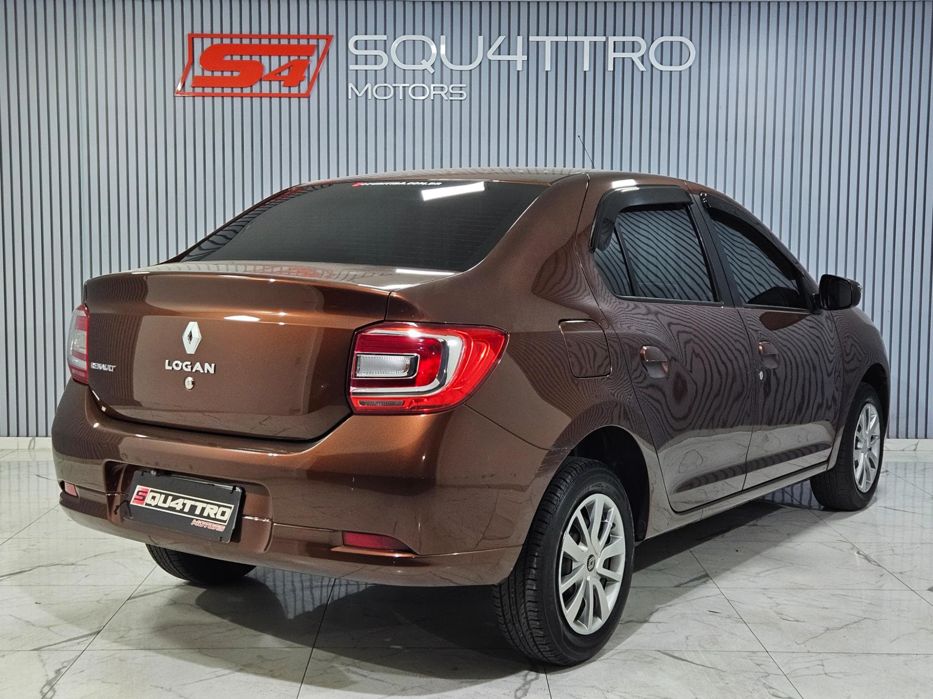 Renault Logan Auth 10 2014 miniatura 4