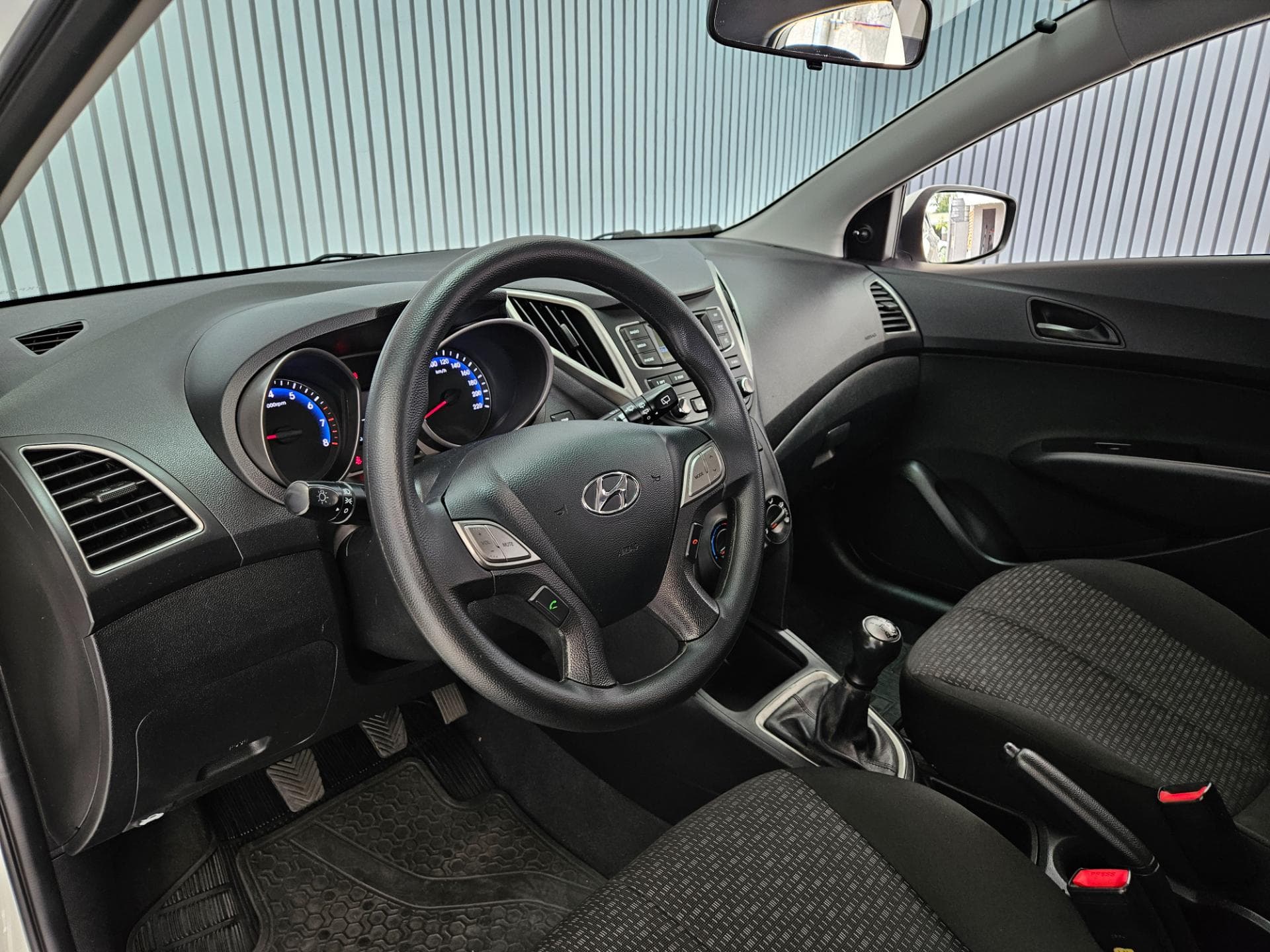 Hyundai Hb20 1.0m Unique 2019 miniatura 13