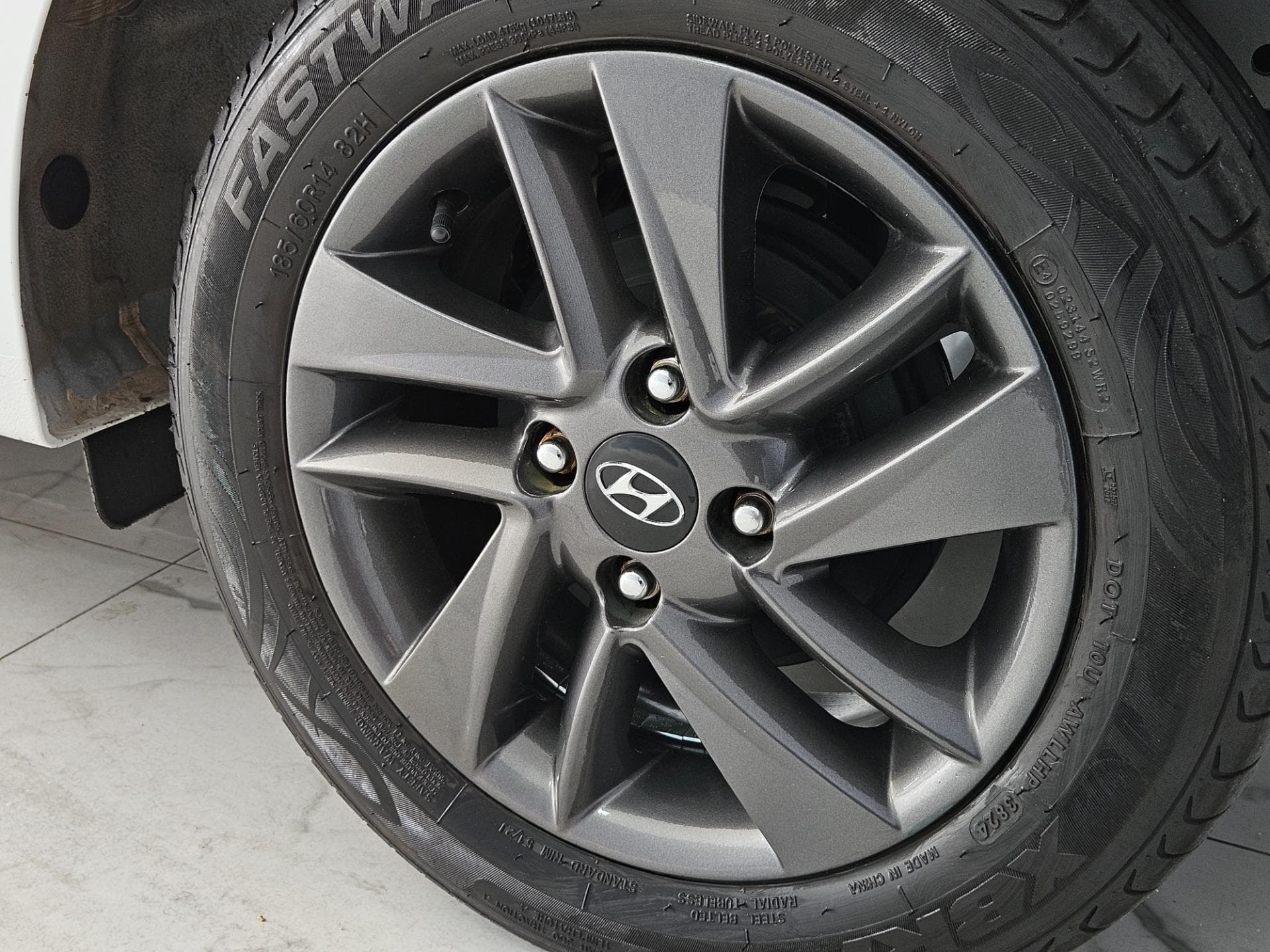 Hyundai Hb20 1.0m Unique 2019 miniatura 24
