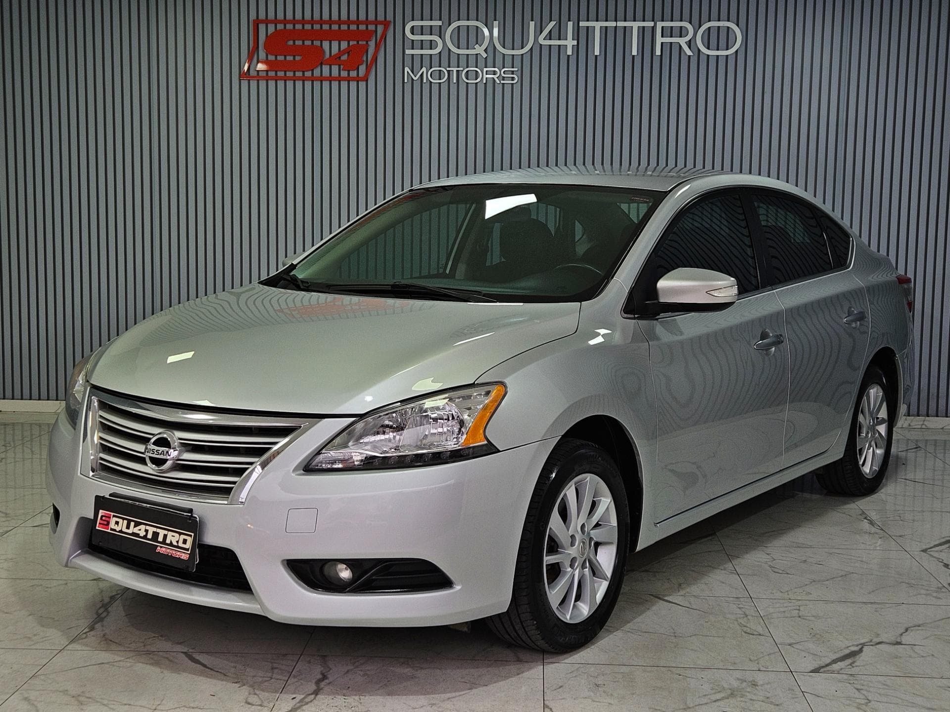 Nissan Sentra 20s 2014 foto 1
