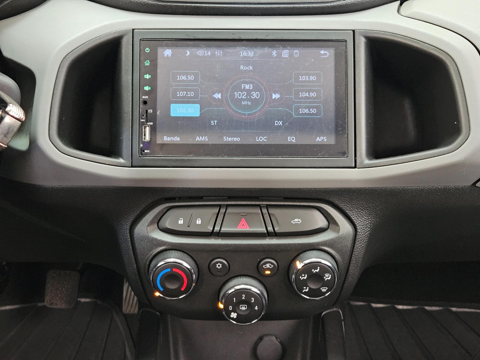 Chevrolet Onix 1.0 Mt Lt 2015 miniatura 10