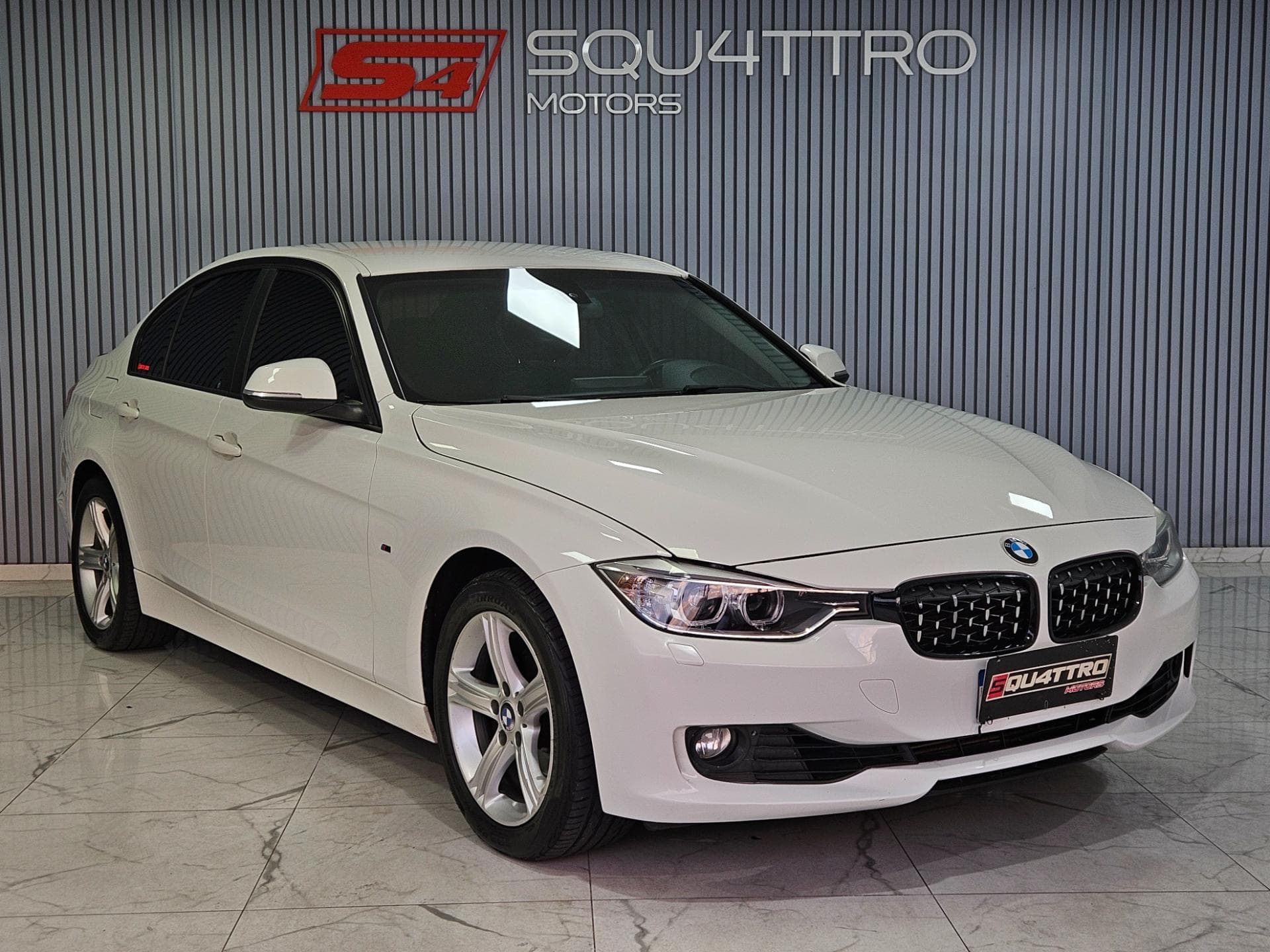 Bmw 320i 3b11 2014 miniatura 3