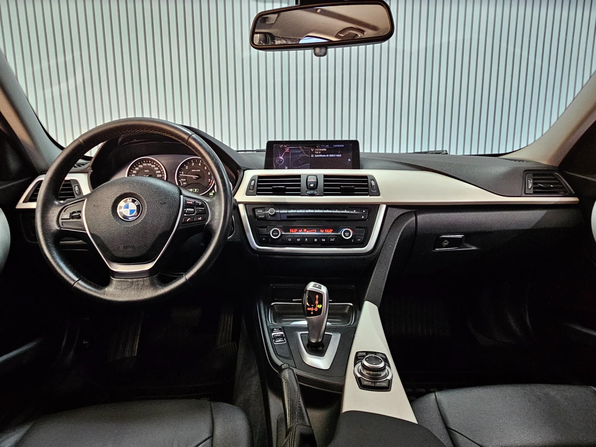 Bmw 320i 3b11 2014 miniatura 27