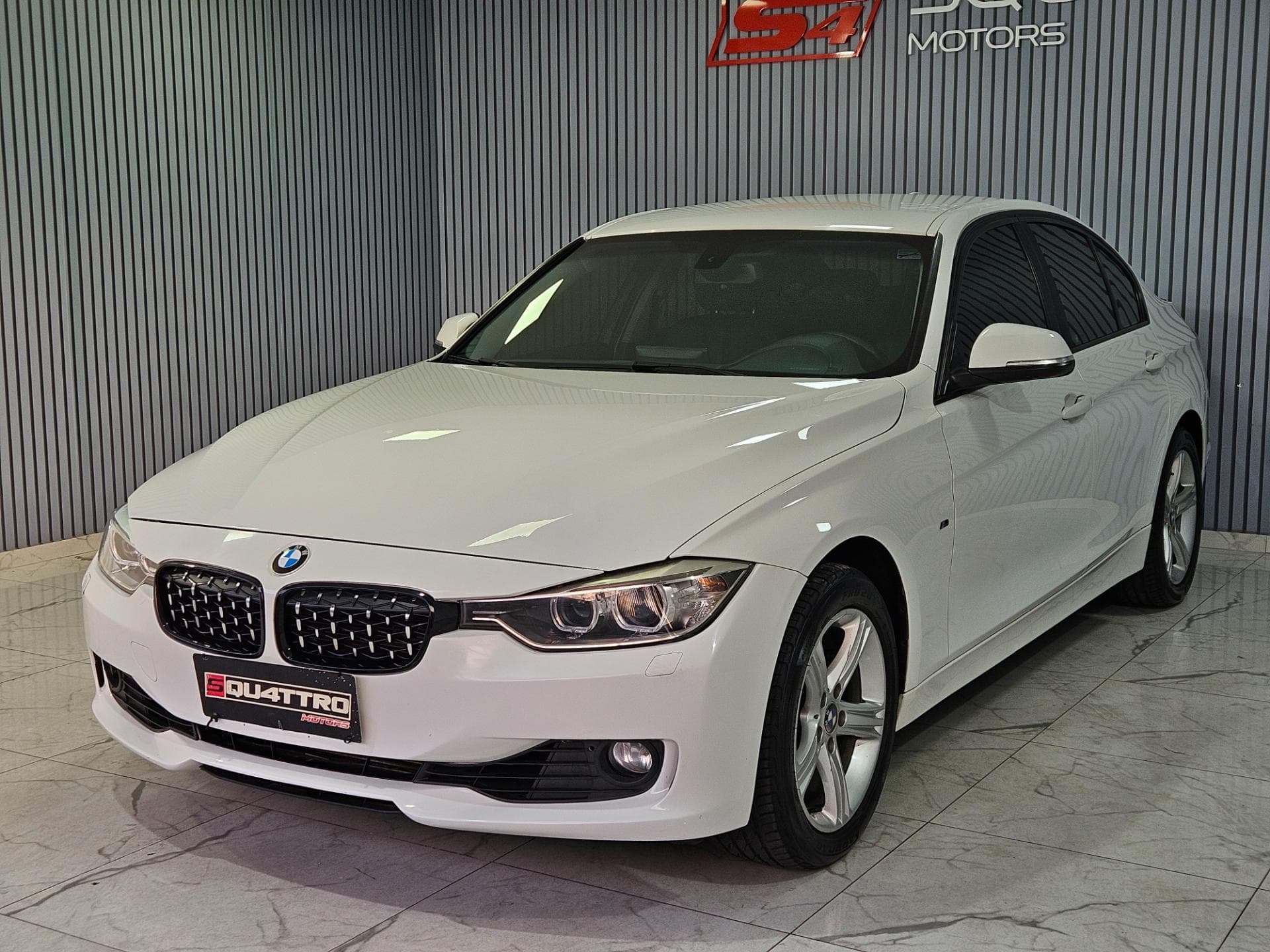 Bmw 320i 3b11 2014 miniatura 24