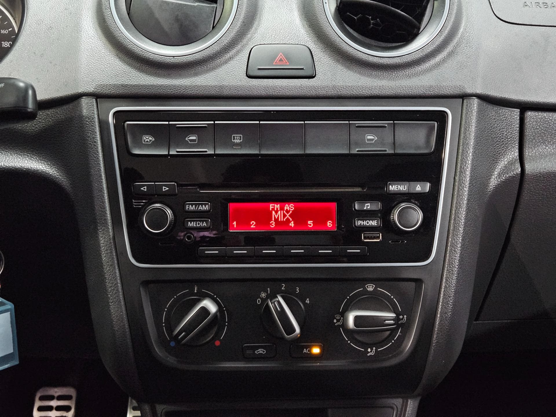 Volkswagen Novo Voyage Hl Mbv 2015 miniatura 10