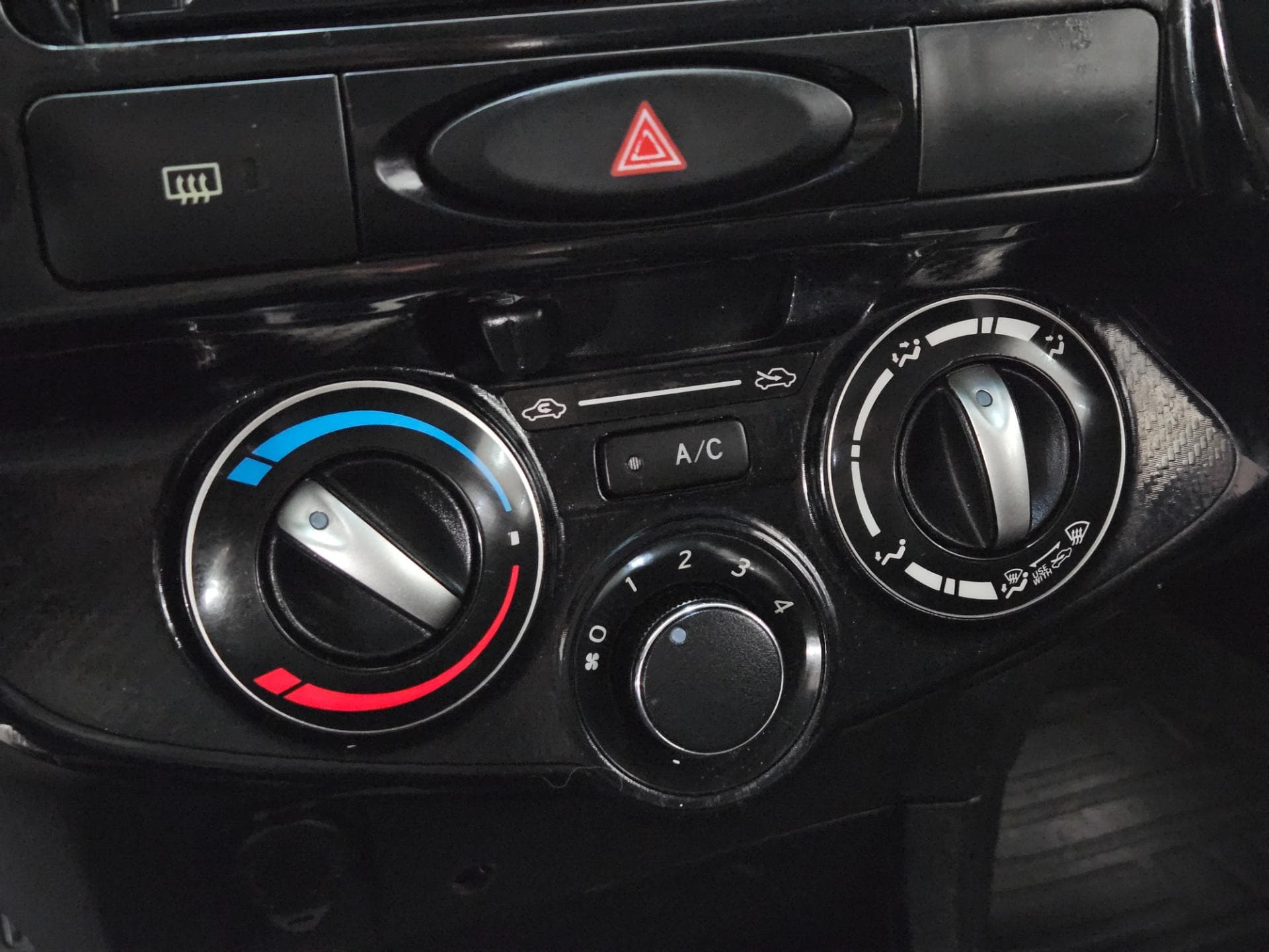 Toyota Etios 1.3 2017 miniatura 11