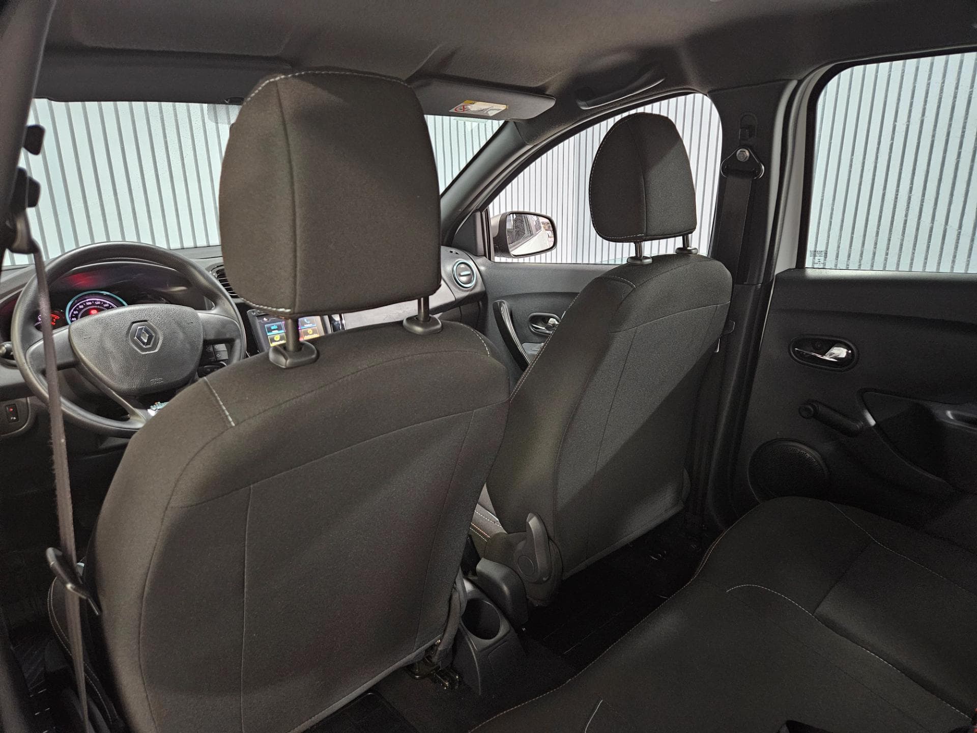 Renault Sandero Expr 10 2018 miniatura 19