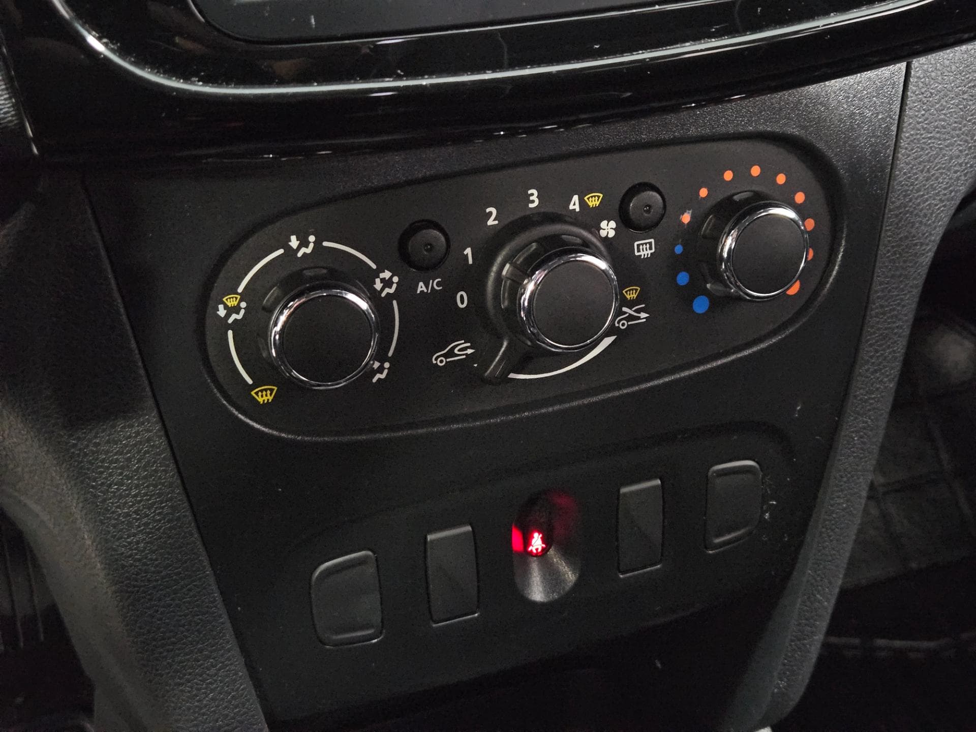 Renault Sandero Expr 10 2018 miniatura 11