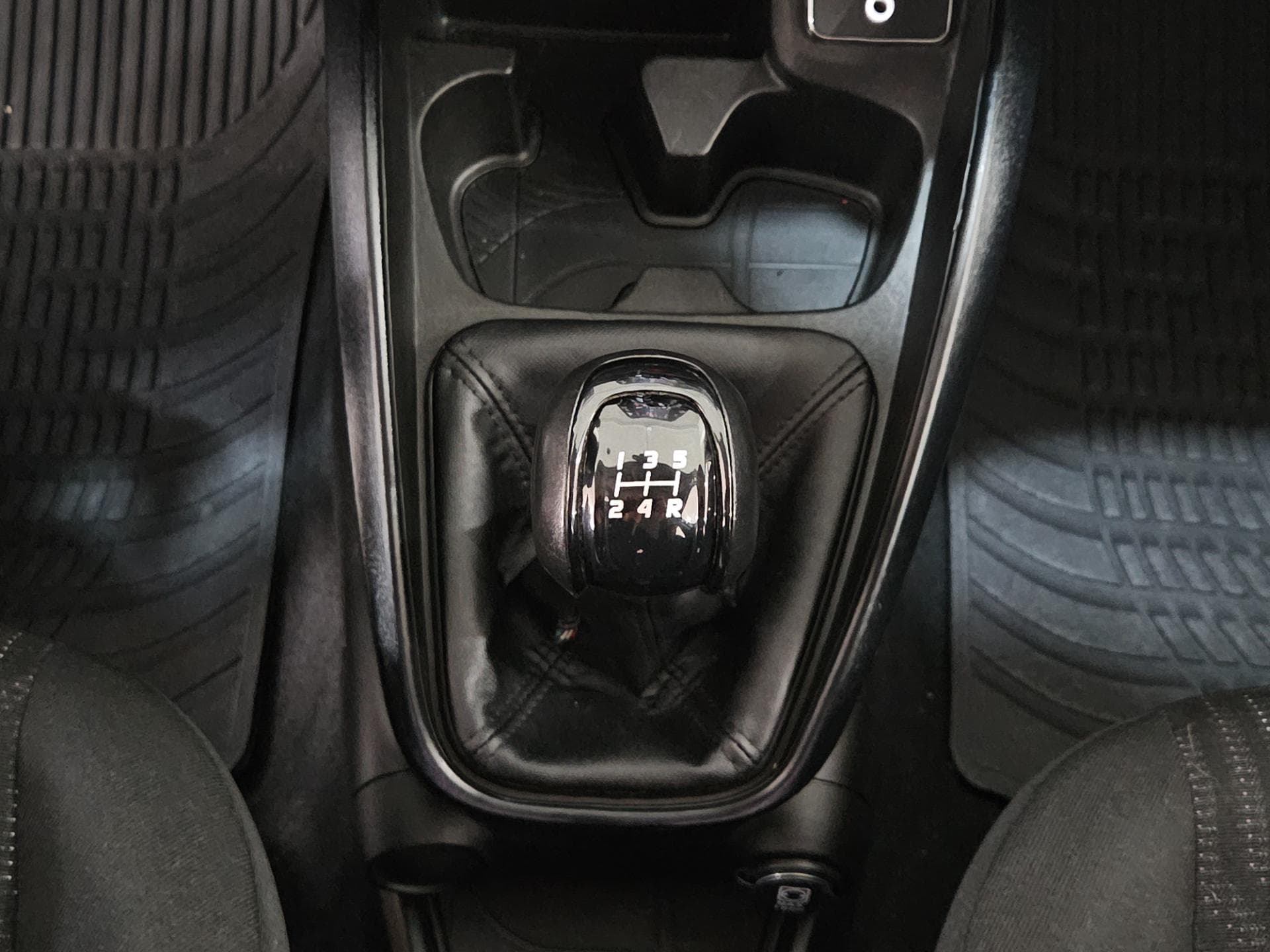 Fiat Cronos Drive 1.3 2023 miniatura 11