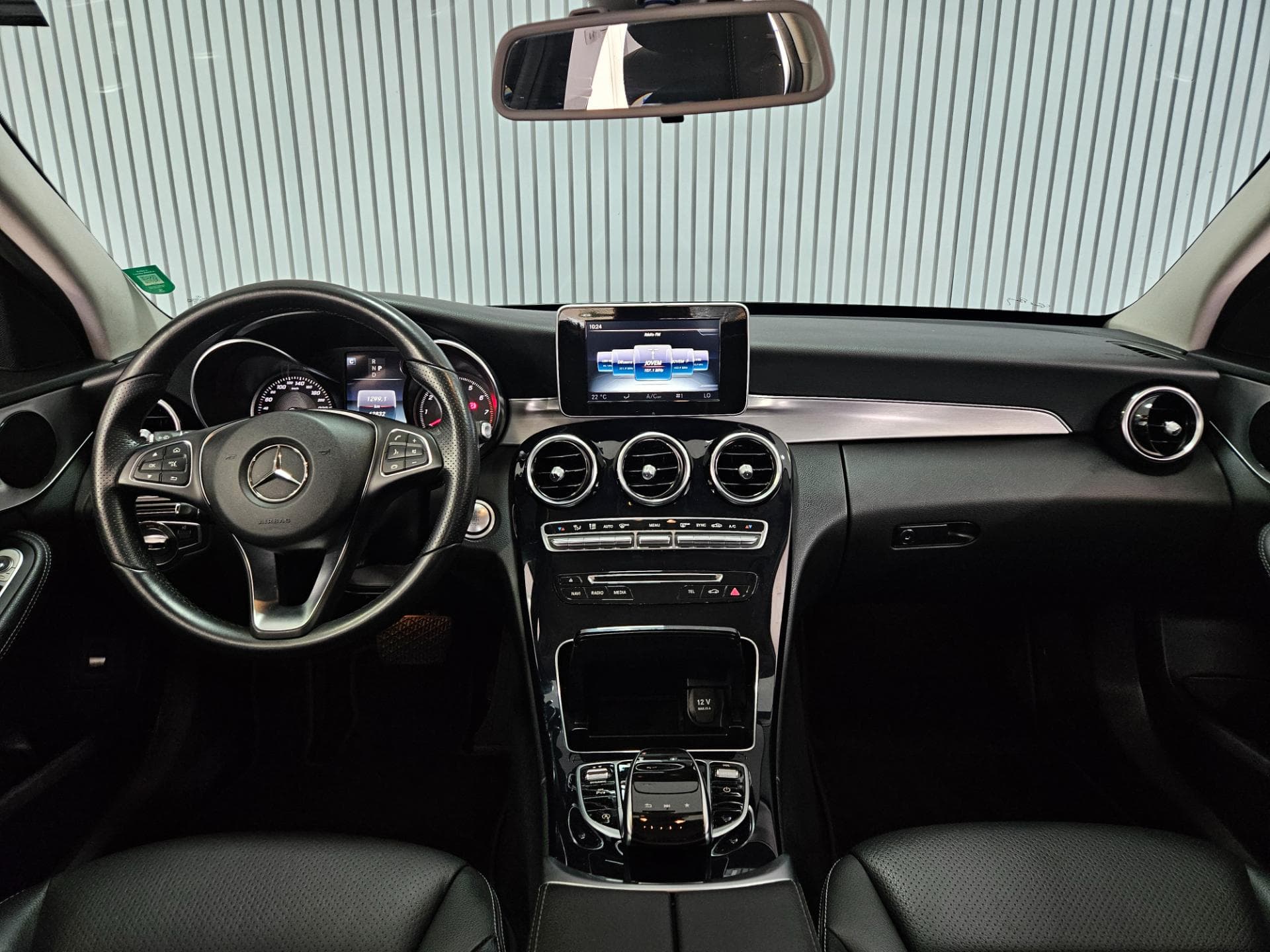 Mercedes-Benz M.benzc180ff 2018 miniatura 27