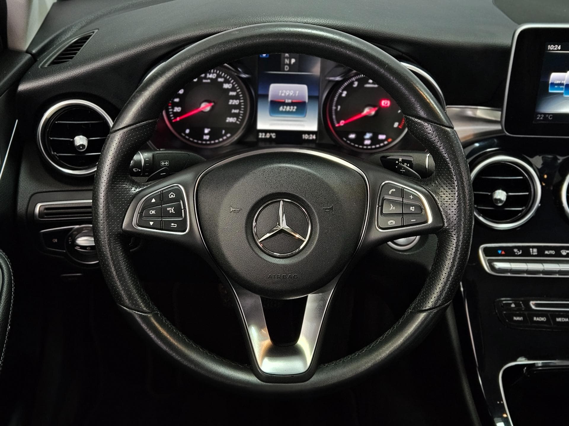 Mercedes-Benz M.benzc180ff 2018 miniatura 8