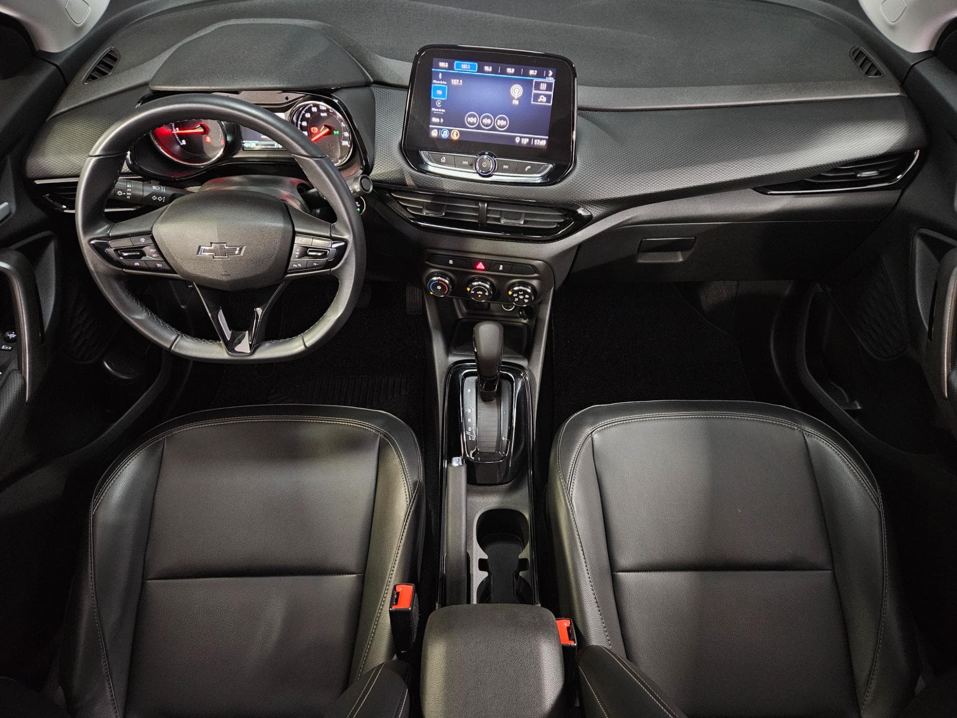 Chevrolet Tracker Midnight 2024 miniatura 9