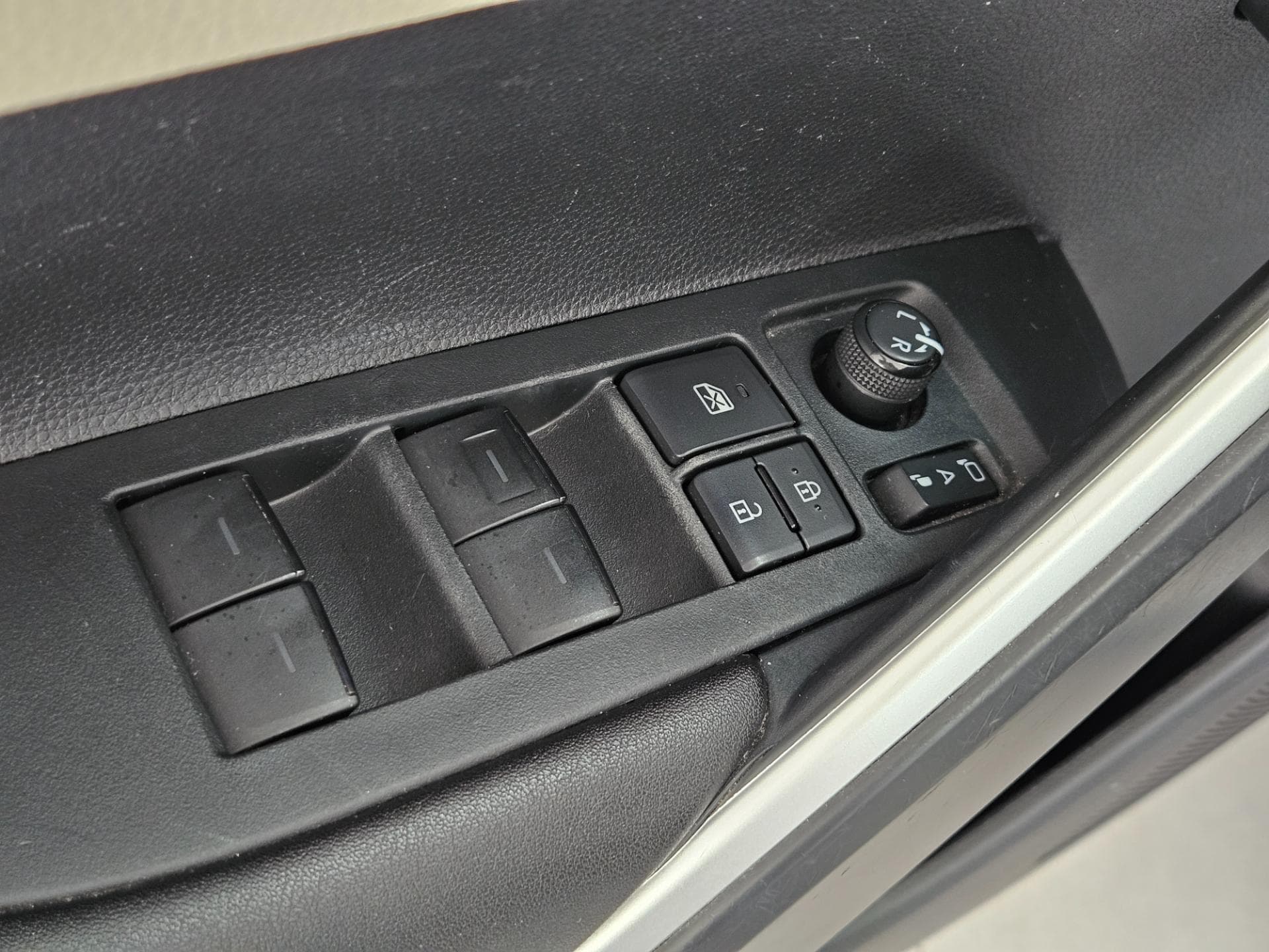 Toyota Ccross Xrx Hybrid 2022 miniatura 18
