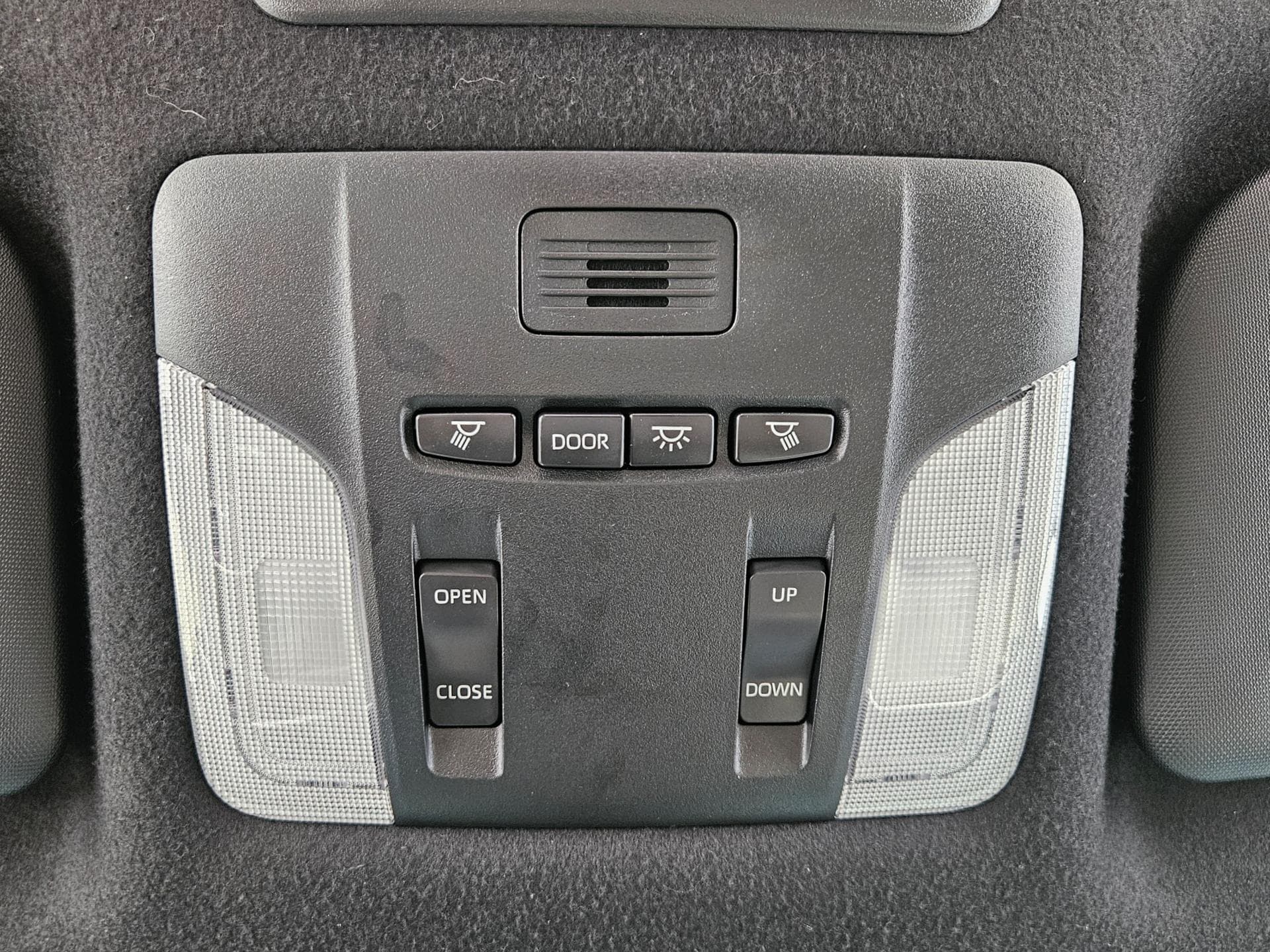 Toyota Ccross Xrx Hybrid 2022 miniatura 15
