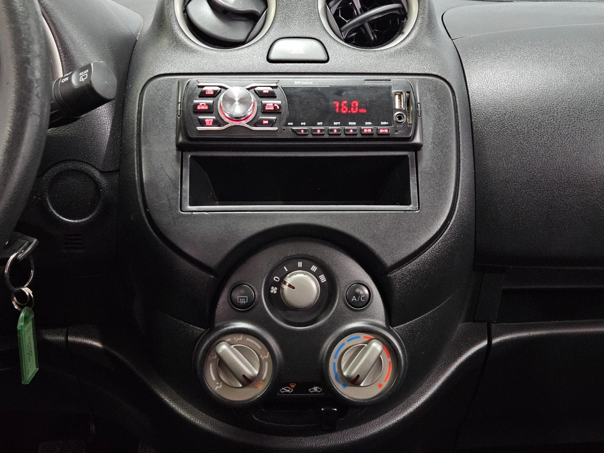 Nissan March 10s Flex 2012 miniatura 11