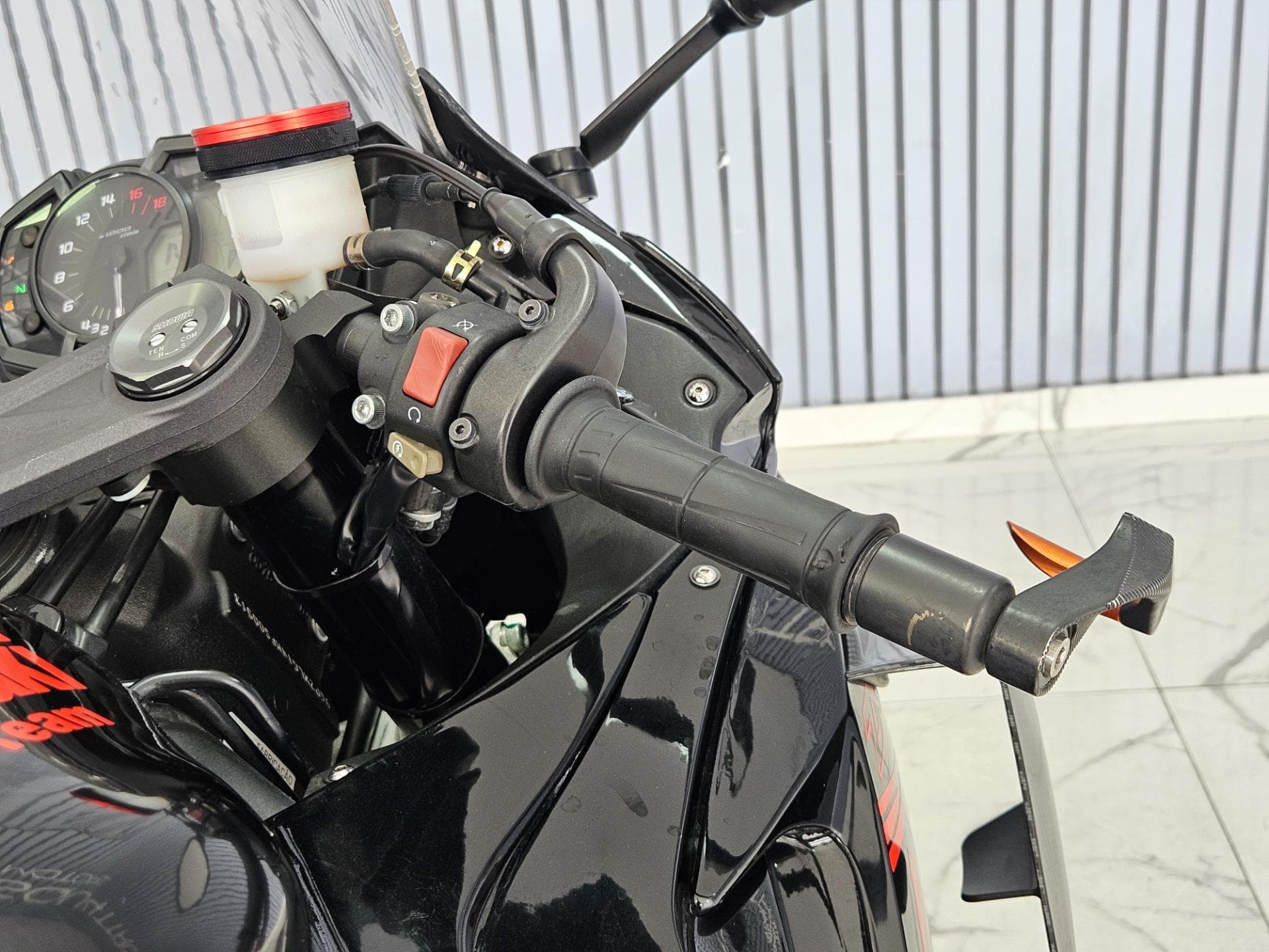 Kawasaki Ninja Zx-6r 2021 miniatura 13