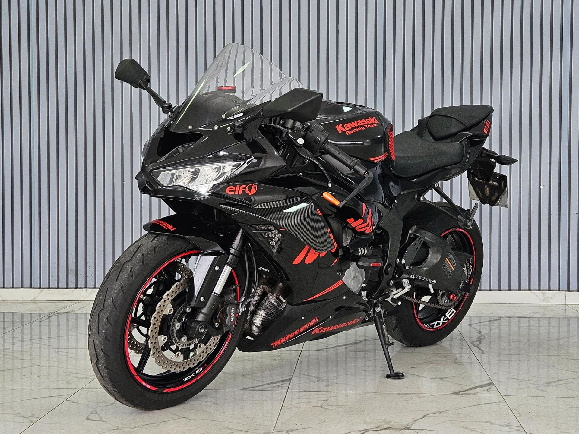 Kawasaki Ninja Zx-6r 2021 foto 1