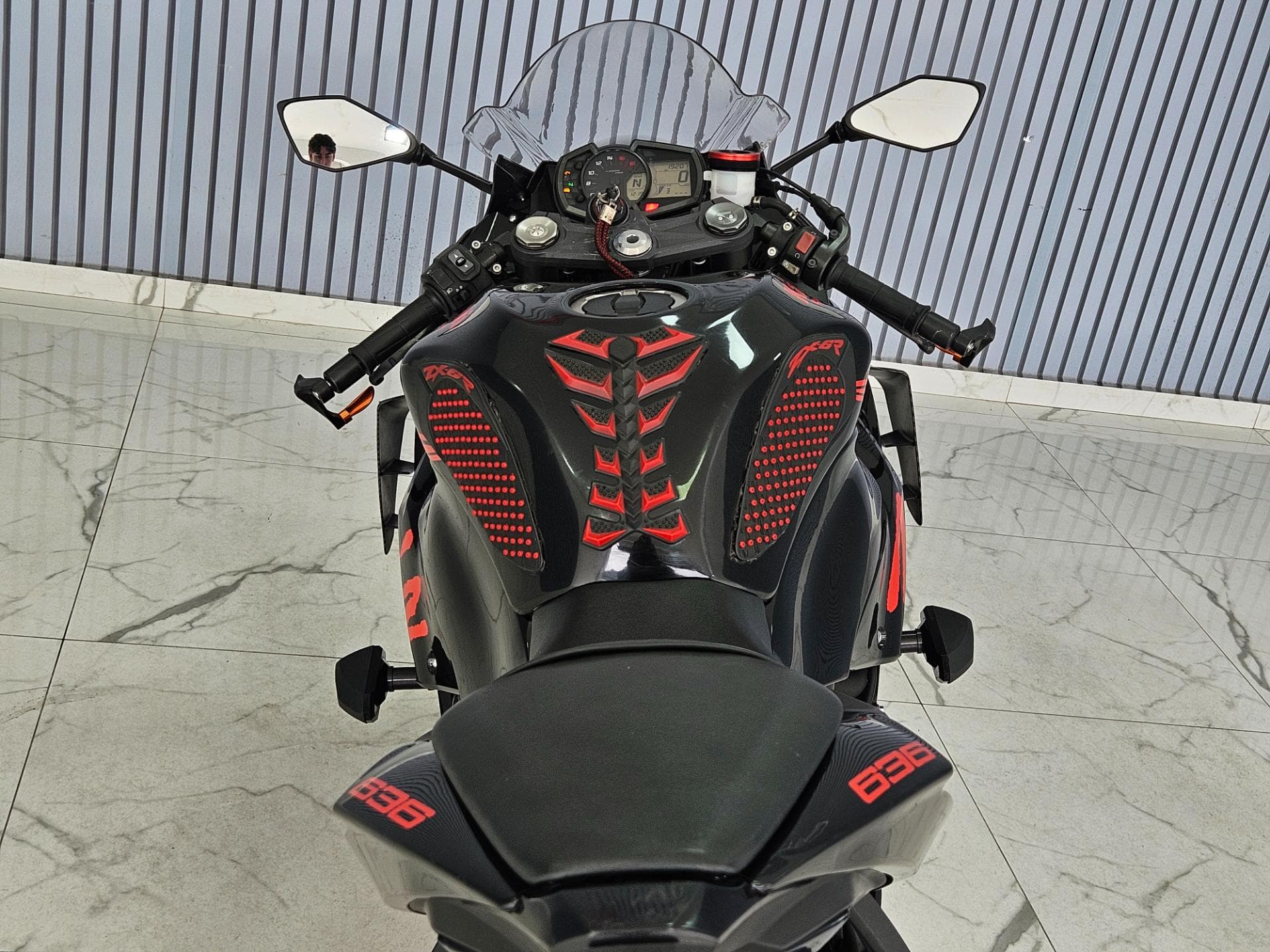 Kawasaki Ninja Zx-6r 2021 miniatura 6