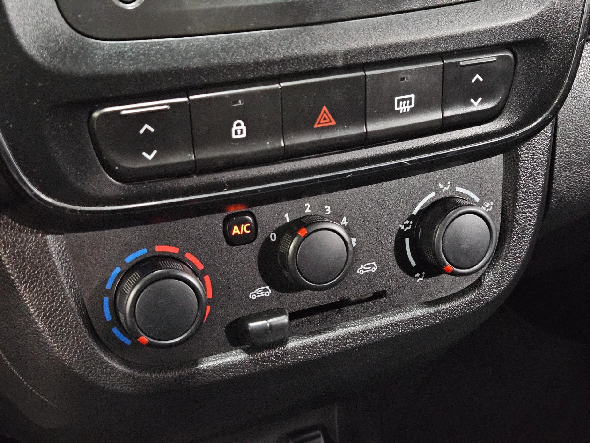 Renault Kwid Zen 2 2023 miniatura 12