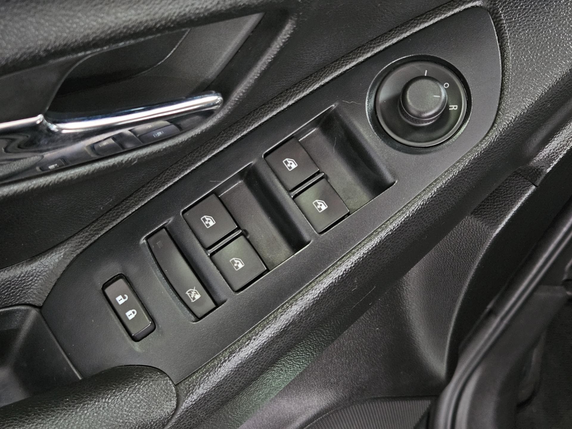 Chevrolet Tracker Ltz At 2015 miniatura 16