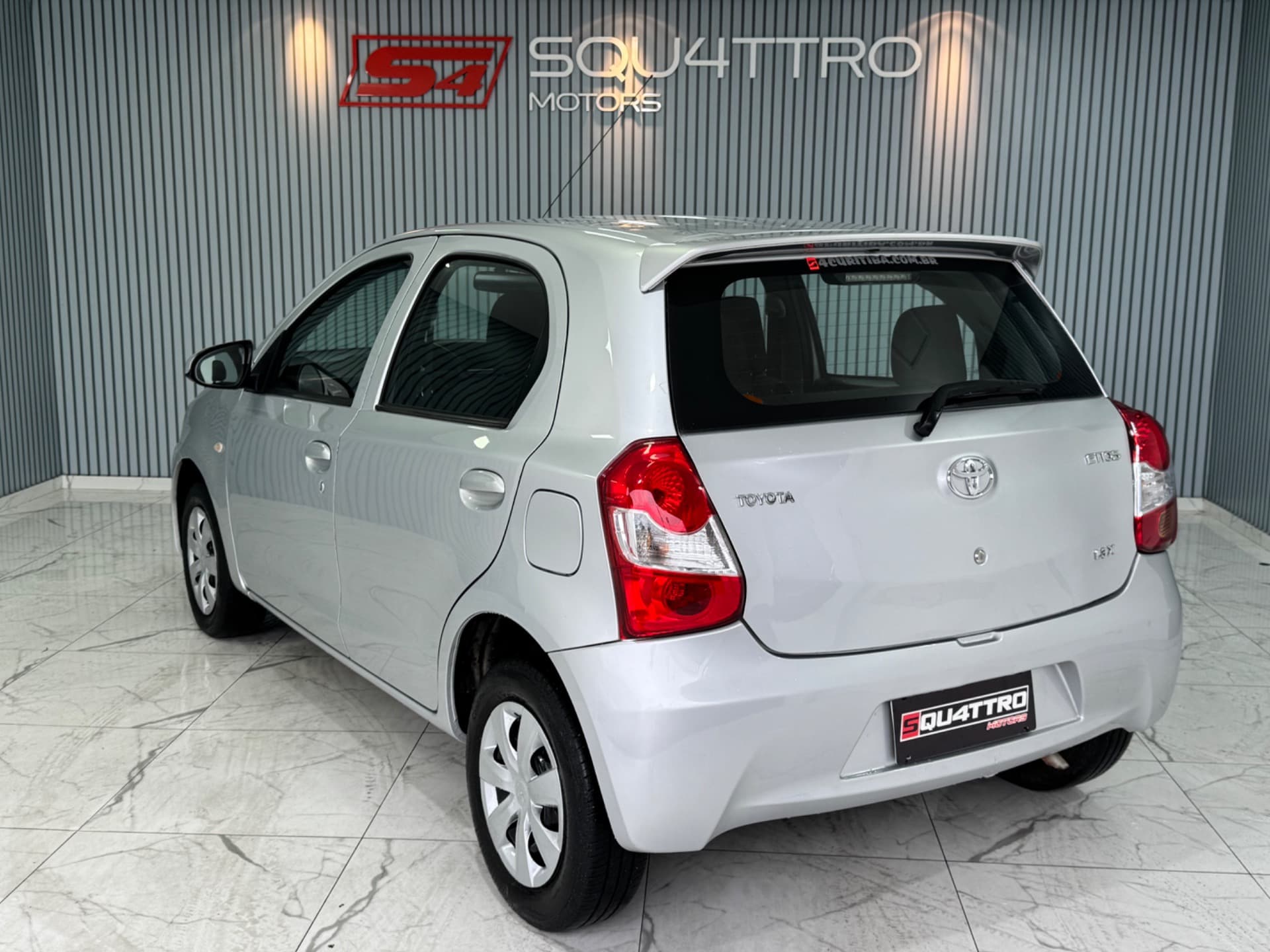 Toyota Etios Hb X 2015 miniatura 6