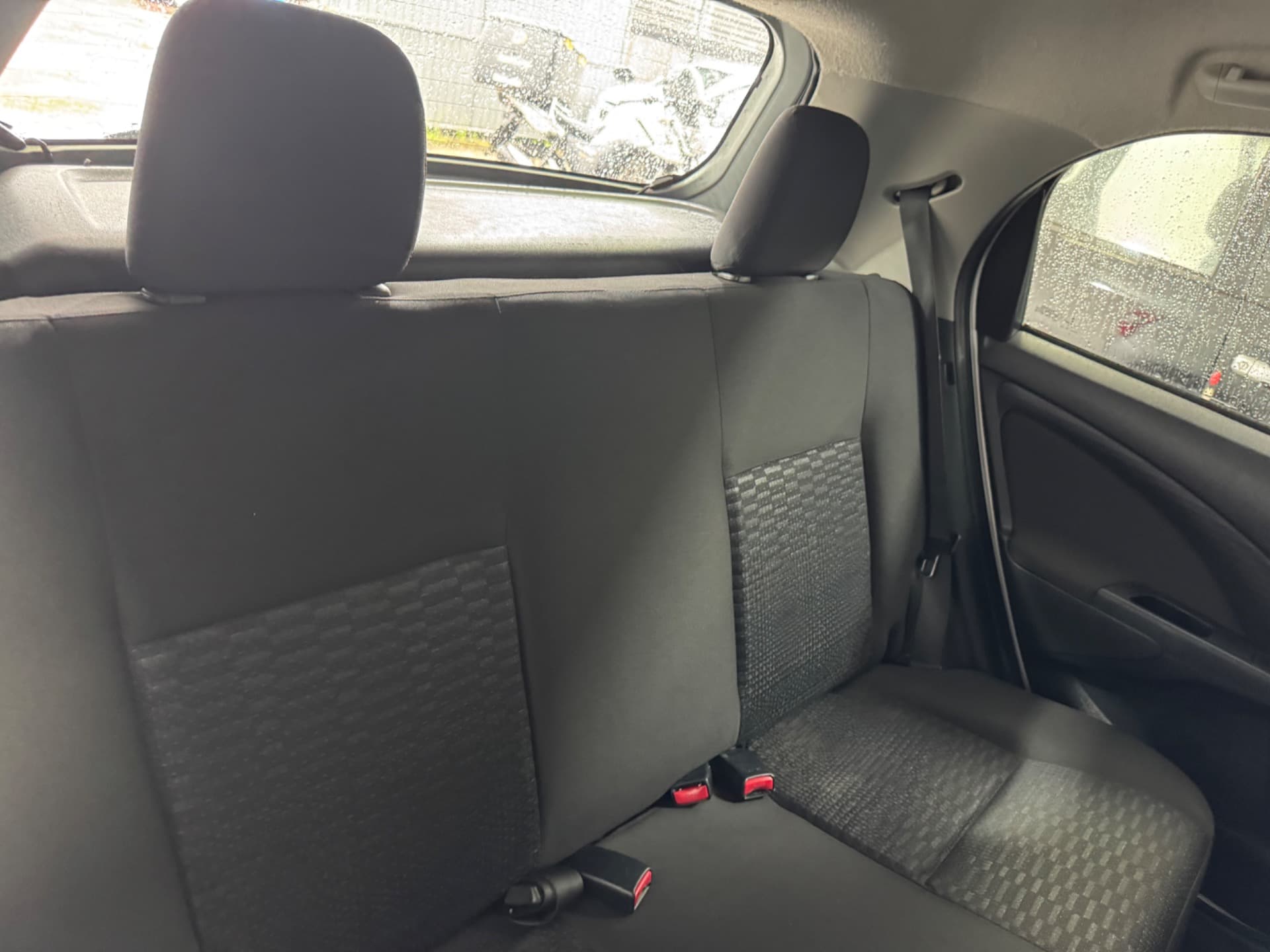 Toyota Etios Hb X 2015 miniatura 12