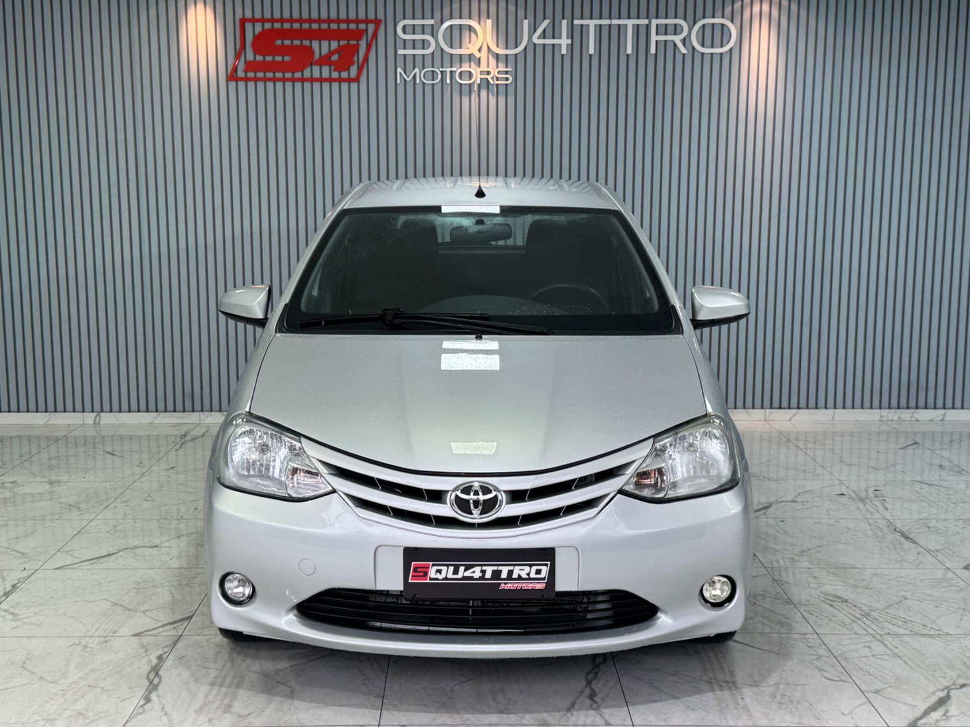 Toyota Etios Hb X 2015 miniatura 2