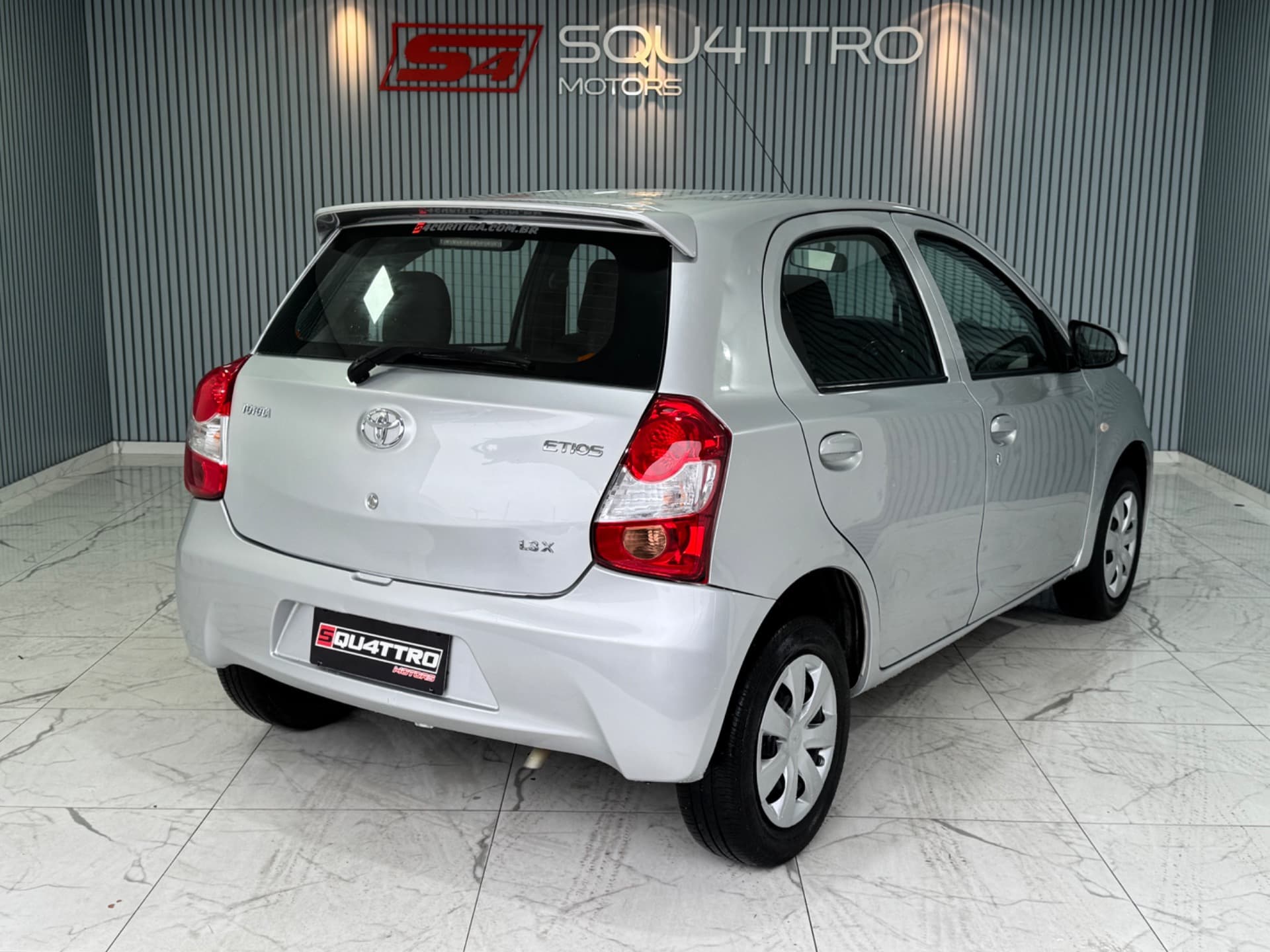 Toyota Etios Hb X 2015 miniatura 4