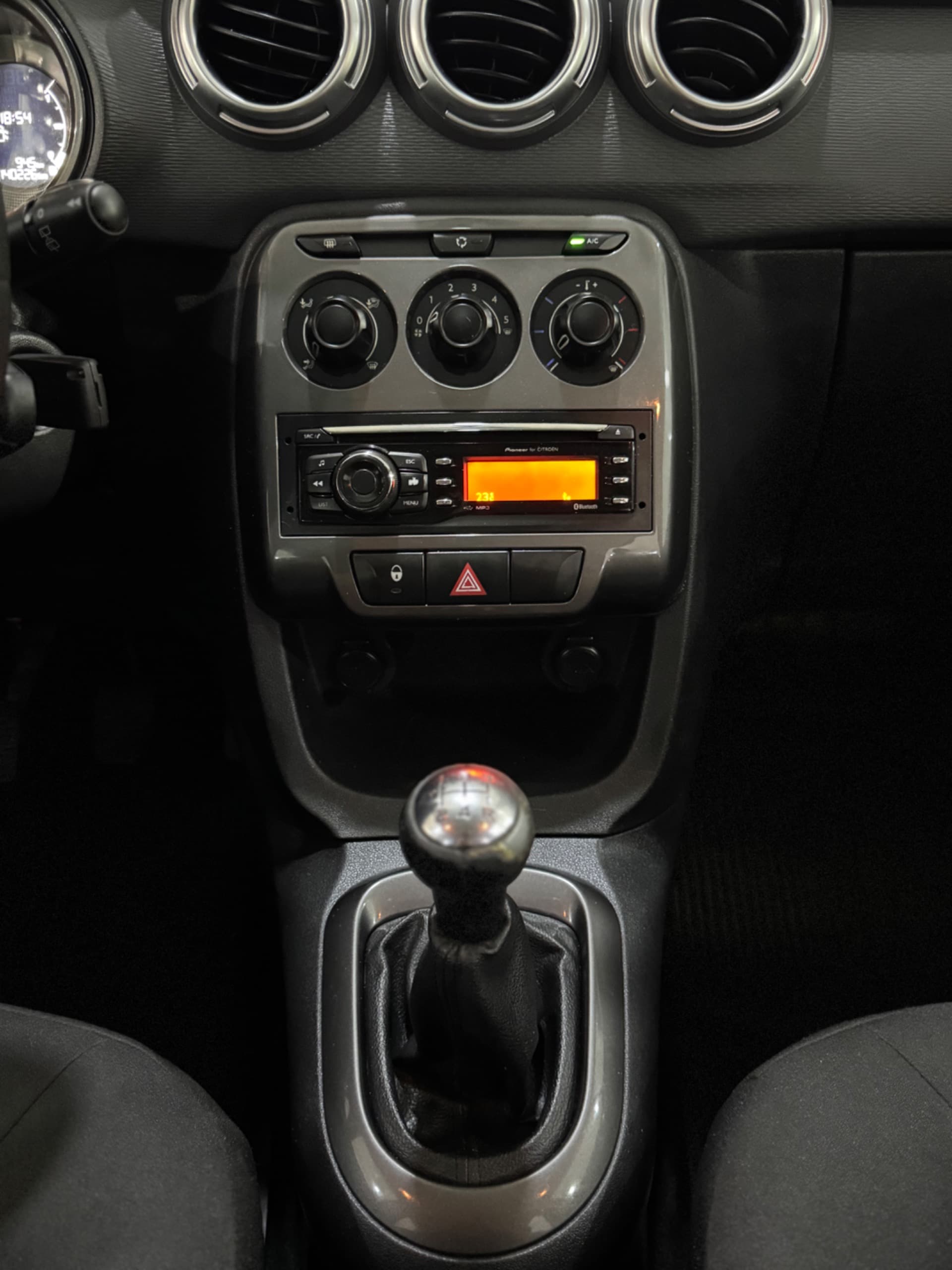 Citroen C3 1.5 Tendance 8v Flex 4p Manual 2013 miniatura 8