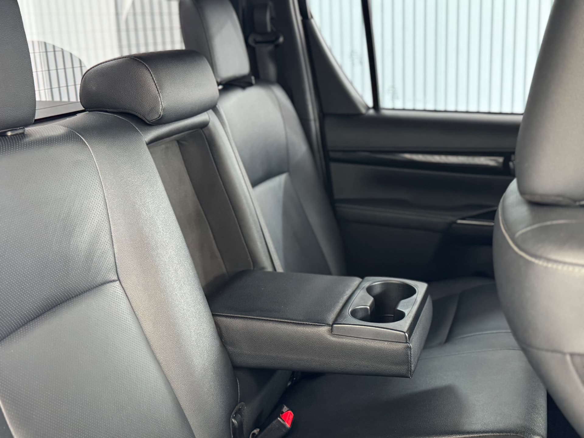 Toyota Hilux 2.8 Srx 4x4 2.8 Tdi 16v Diesel Aut 2020 miniatura 15