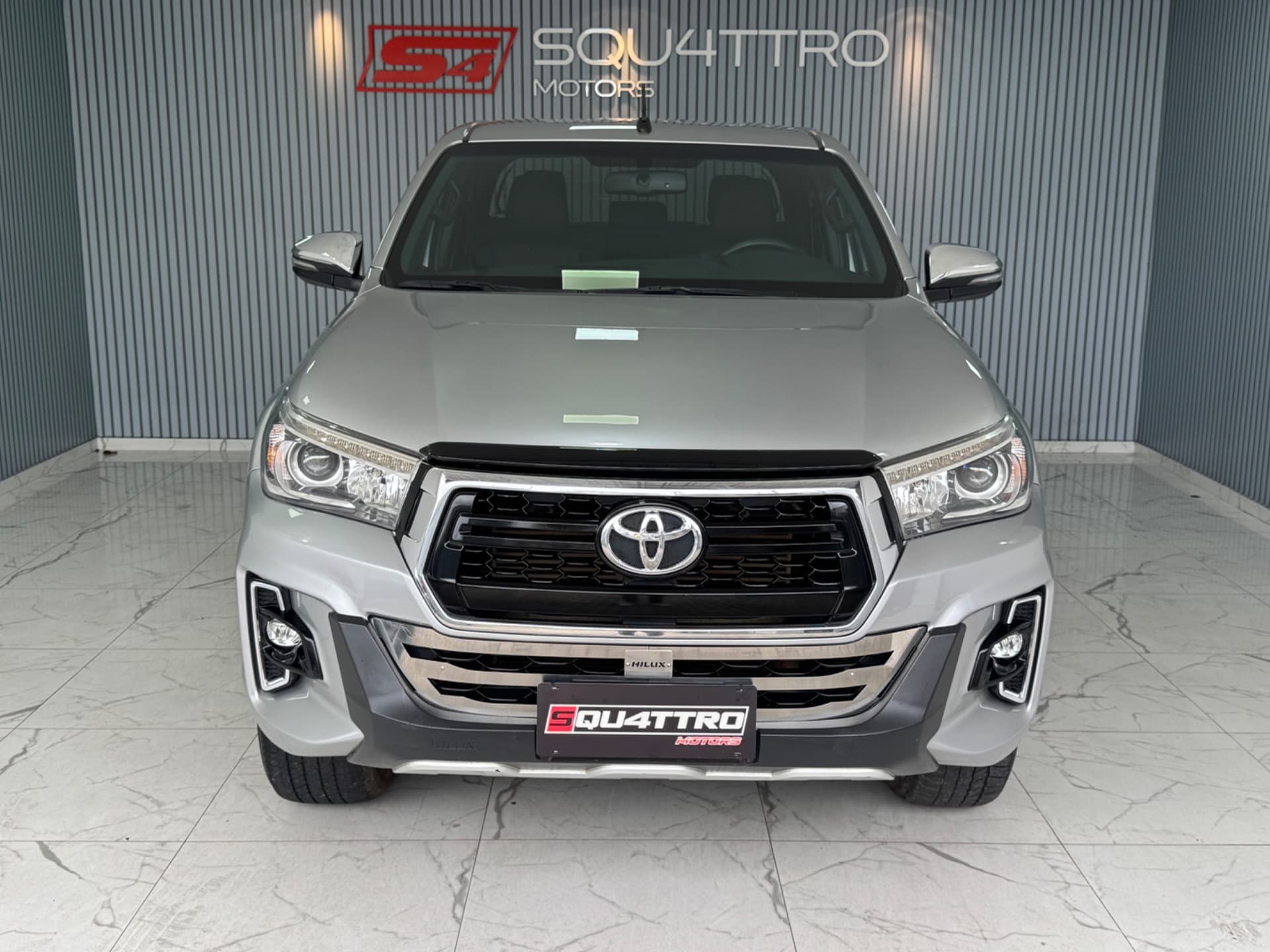 Toyota Hilux 2.8 Srx 4x4 2.8 Tdi 16v Diesel Aut 2020 miniatura 2