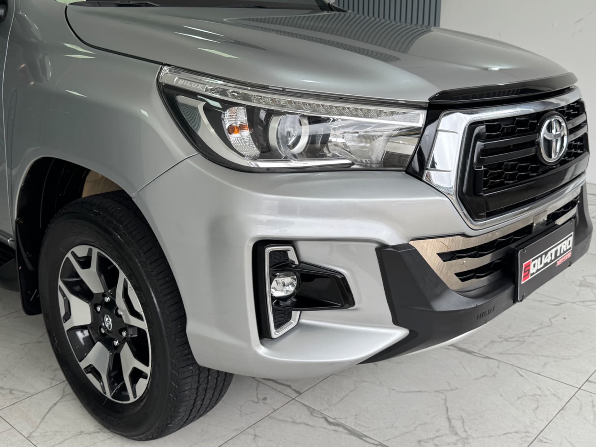Toyota Hilux 2.8 Srx 4x4 2.8 Tdi 16v Diesel Aut 2020 miniatura 17