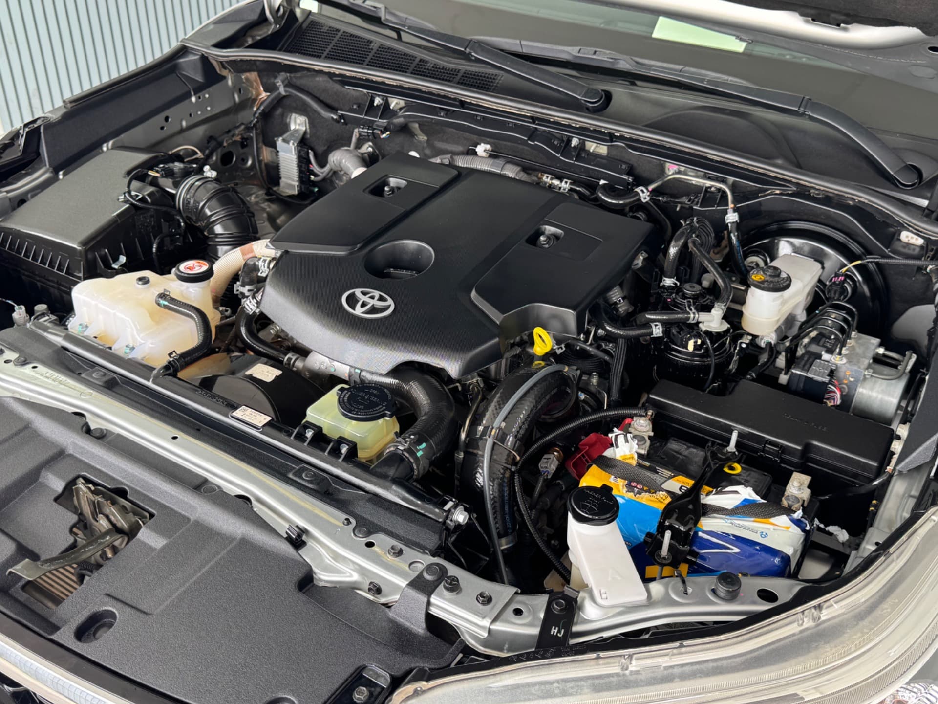 Toyota Hilux 2.8 Srx 4x4 2.8 Tdi 16v Diesel Aut 2020 miniatura 21