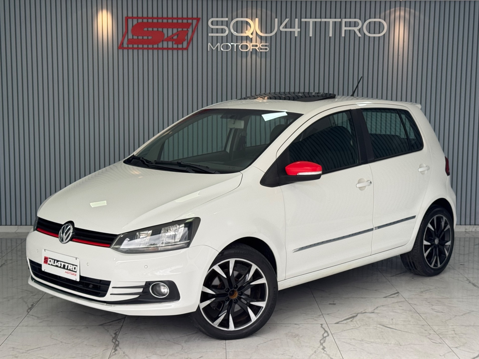 Volkswagen Novo Fox Hl Md 2015
