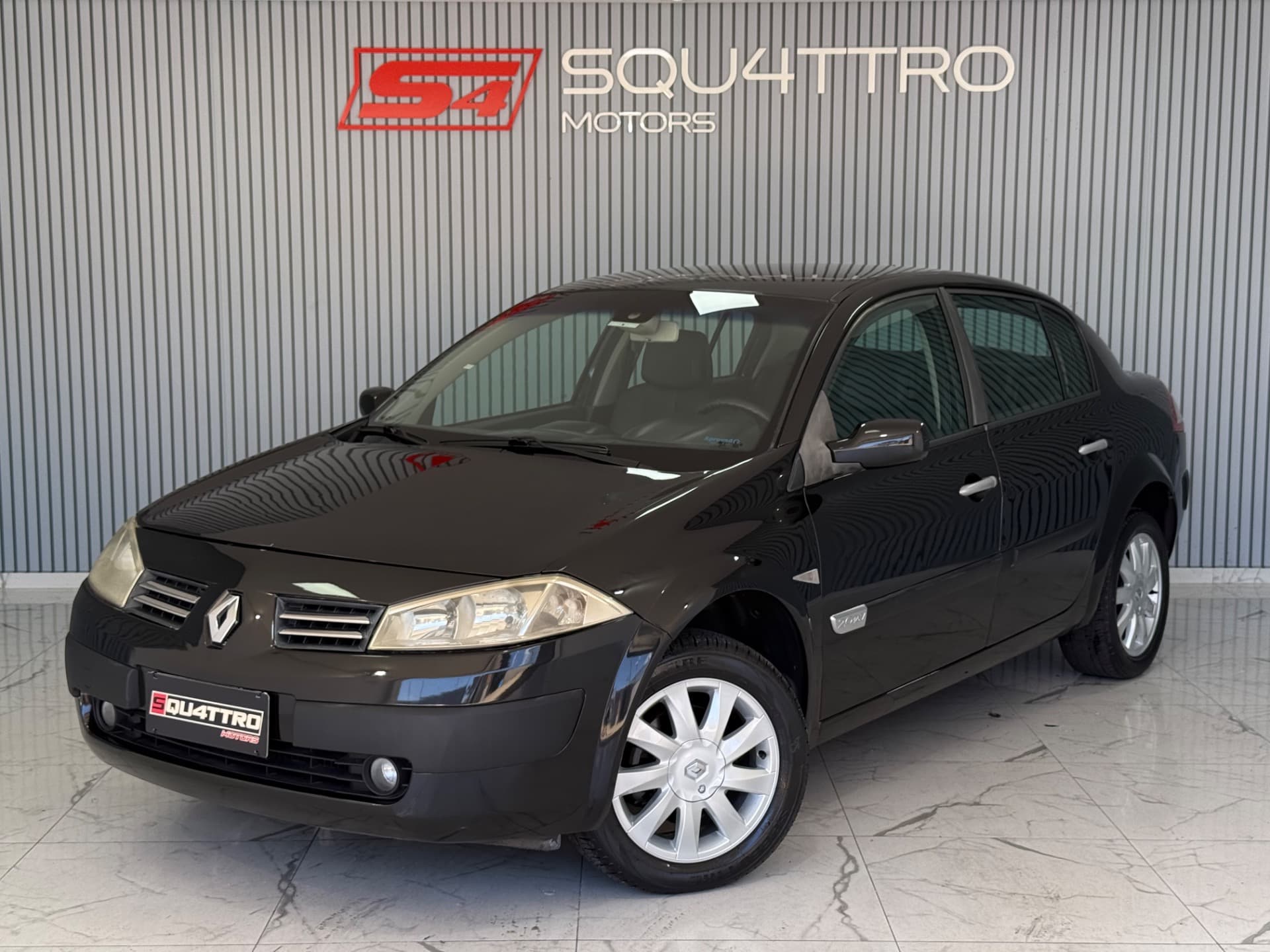 Renault Megane Sedan Dynamique 2.0 16v 4p 2011 foto 1